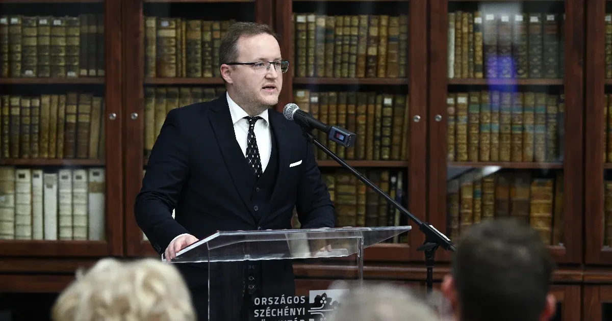 Felfüggesztették egy hónapra az Országos Széchenyi Könyvtár főigazgatóját