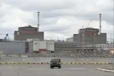 Zelenszkij szerint kritikus a helyzet a zaporizzsjai atomerőműnél, ami hét napja nem jut áramhoz
