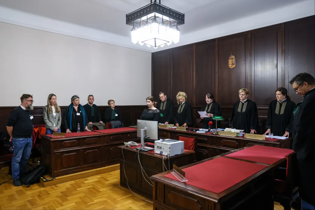 Elutasította a polgári engedetlenség miatt kirúgott kölcseys tanárok kérelmét a Kúria