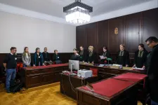 Elutasította a polgári engedetlenség miatt kirúgott kölcseys tanárok kérelmét a Kúria