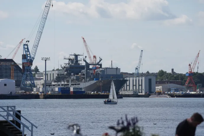 Gyanús drónrajok jelentek meg Németország északi részén, kritikus létesítmények felett