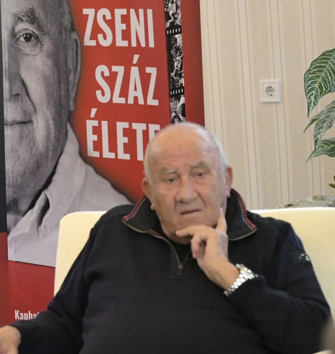 A 79 éves Vass Sándor a könyvbemutatón – Fotó: Róth Tamás