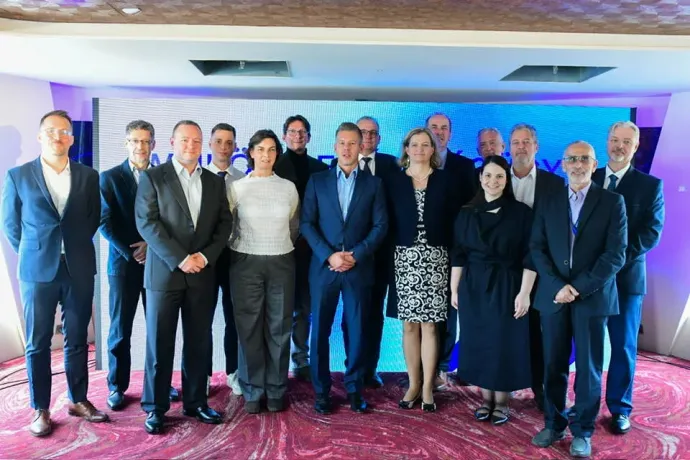 Orbánék volt vezető egészségpolitikusa is csatlakozott a Tiszához