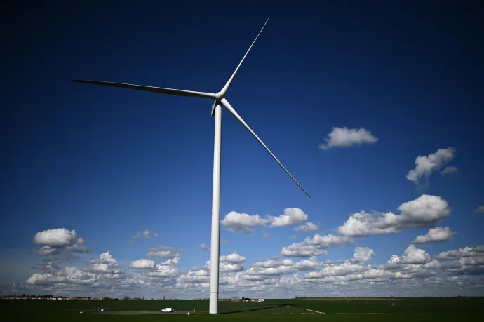 Hamarosan kiderül, lesznek-e 199 méter magas szélerőművei a Tiborcz-érdekkörnek