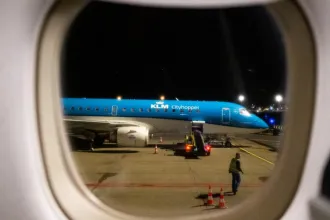 Hurrikán miatt több tucat járatot töröltek, Budapestre se jön gép az amszterdami Schiphol repülőtérről
