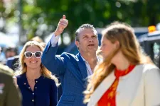 Váratlanul kirúgta Pete Hegseth az amerikai haditengerészet vezérkari főnökét