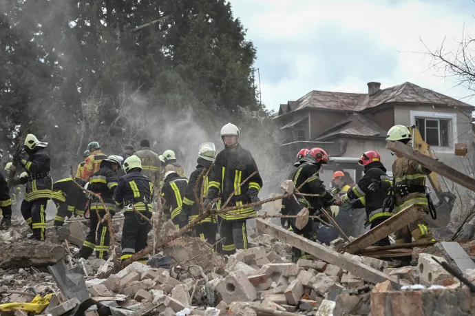 Oroszország 500 drónnal támadta Ukrajnát az éjjel, Lviv megyében négyen meghaltak