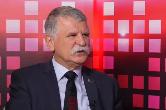 Kövér először nem akart szót adni Semjénnek a parlamentben, de aztán látta a kétségbeesést az arcán