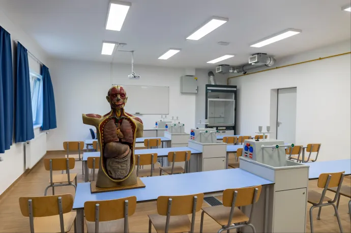 Más szakmából átképzett tanárok – megoldás vagy álmegoldás a tanárhiányra?