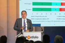 Olcsó hitelekkel mentené a kormány az ipart, elsőre csak a forintot sikerült gyengíteni
