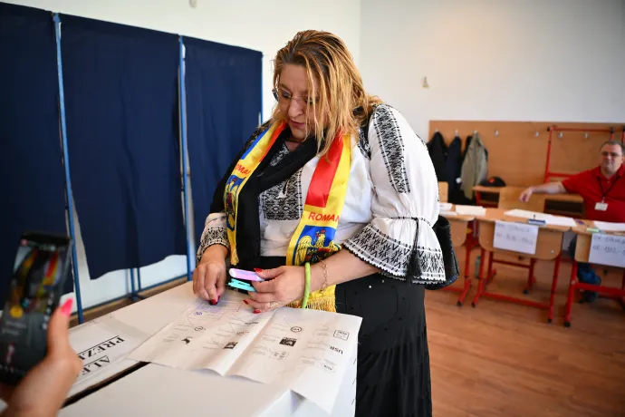 A 2025-ös májusi választásokon – Fotó: Alex Nicodim / AFP
