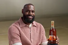 LeBron James meghozta a döntések döntését: bejelentett egy új konyakot a Hennessyvel