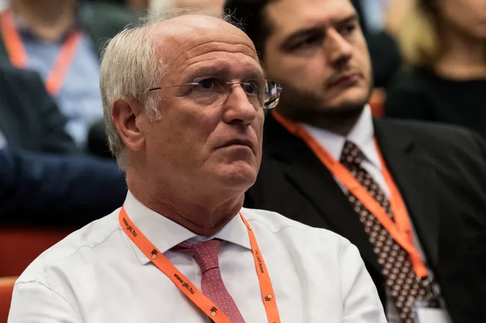 Surányi György: Még két ilyen nyilatkozat, és 400-nál lesz az euró