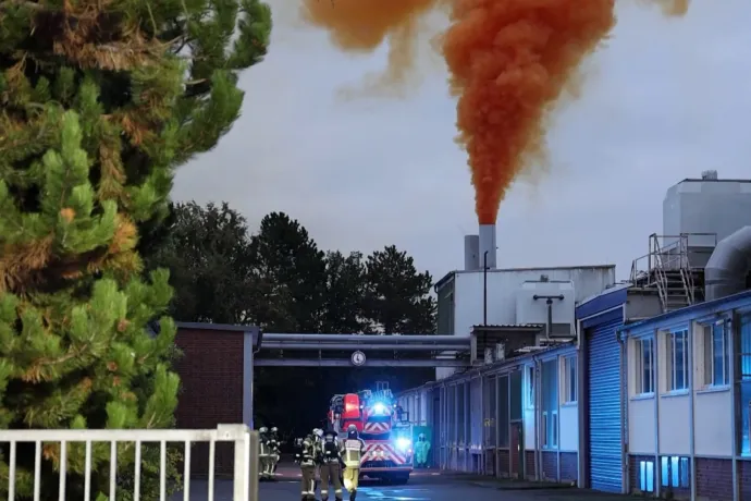 Egy sárga, mérgező gázfelhő miatt adtak ki riasztást Németországban