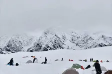 Kimentették a Mount Everest kínai oldalán rekedt több száz túrázót