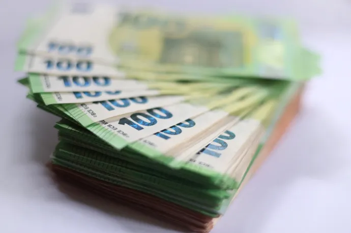 Arte: Európa fontolóra vehetné a szupergazdagok megadóztatását