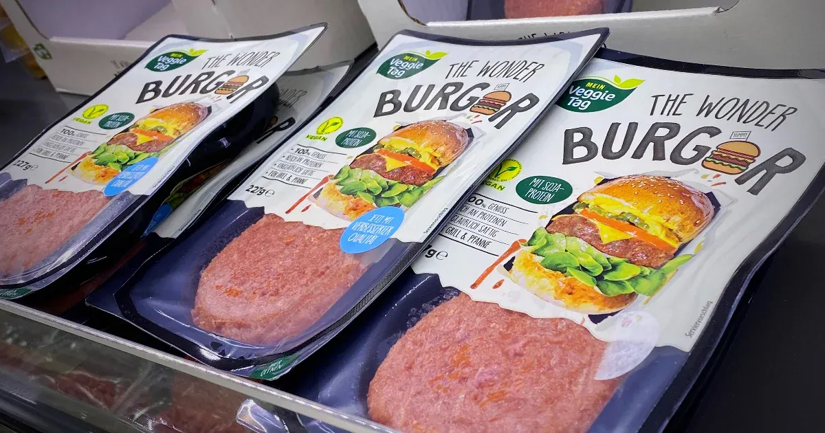 Hadat üzent a vega hamburgereknek az Európai Parlament