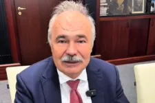 Nagy István kibontott egy Labubut, majd feltette a kérdést: Hol marad a józan ész?