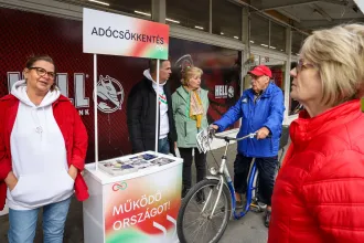 „A patás ördögre is szavaznék, csak menjen a Fidesz”
