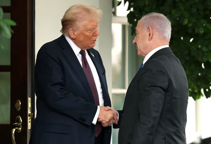 Donald Trump fogadja Benjámin Netanjahut a Fehér Házban 2025. szeptember 29-én – Fotó: Win Mcnamee / Getty Images