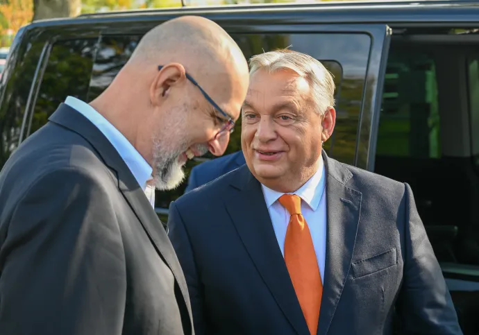 Orbán Viktor megérkezik a Zsukiménesen tartott RMDSZ-kongresszusra – Fotók: Tamás Zsófia / Transtelex