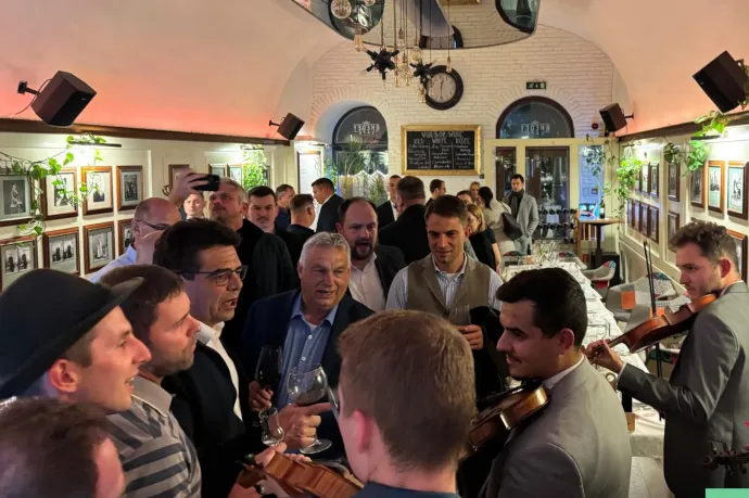 Kolozsvári nótázással hangolt Orbán Viktor az RMDSZ kongresszusára