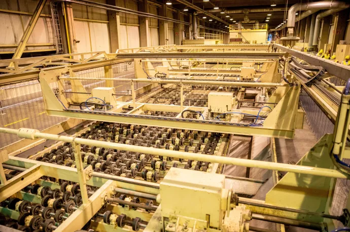 Közép-Európa legnagyobb síküveggyára már a múlté, de maradtak még orosházi üveggyártók