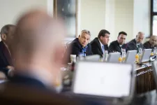 Megúsztuk a bóvlit: tartotta Magyarország minősítését az S&P