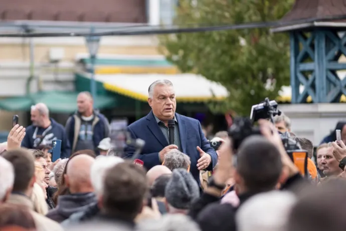 A pesterzsébeti piacon kezdte a Brüsszel elleni aláírásgyűjtő kampányát Orbán Viktor