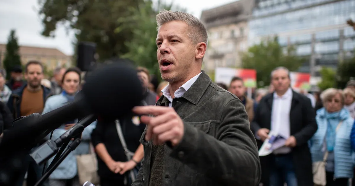 Magyar Péter: Orbán egy ócska, piti csaló szintjére süllyedt