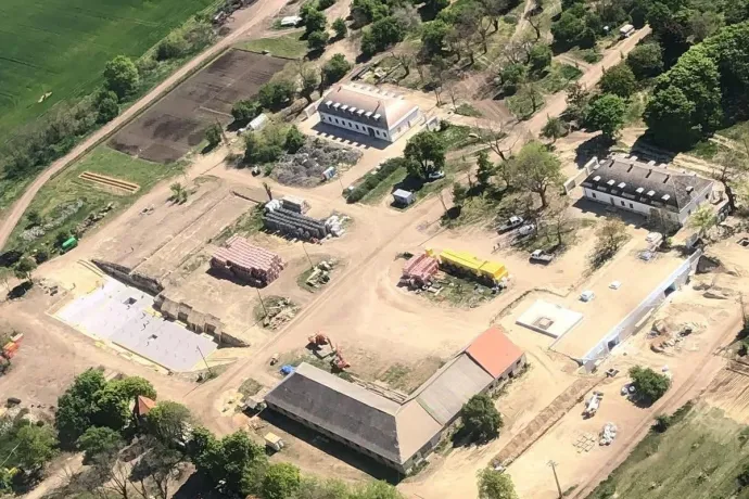 Az ügyészség szerint sem történt bűncselekmény Hatvanpuszta műemlék épületeinek átépítésénél