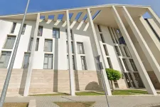 Hároméves korától szexuálisan zaklatta nevelt kislányát, súlyosabb büntetést kérnek rá