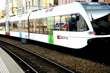 25 éves vonatoknak kellene örülnünk, de akár már az első akadályon elbukhat a beszerzés
