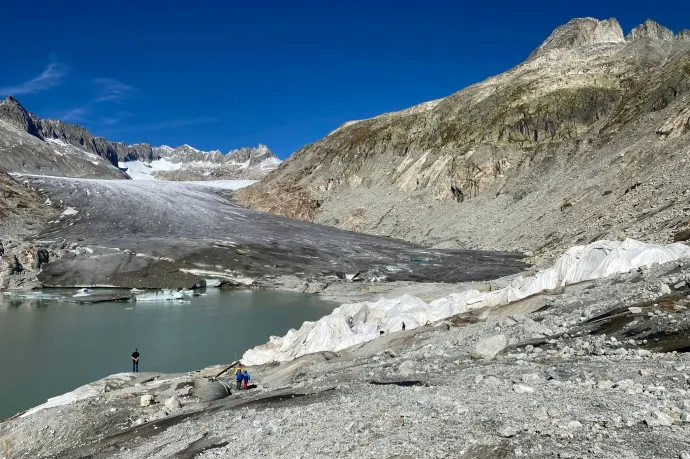 A svájci Alpokban jártunk: a Rhône-gleccsernél néztük meg, hogyan hat a globális felmelegedés
