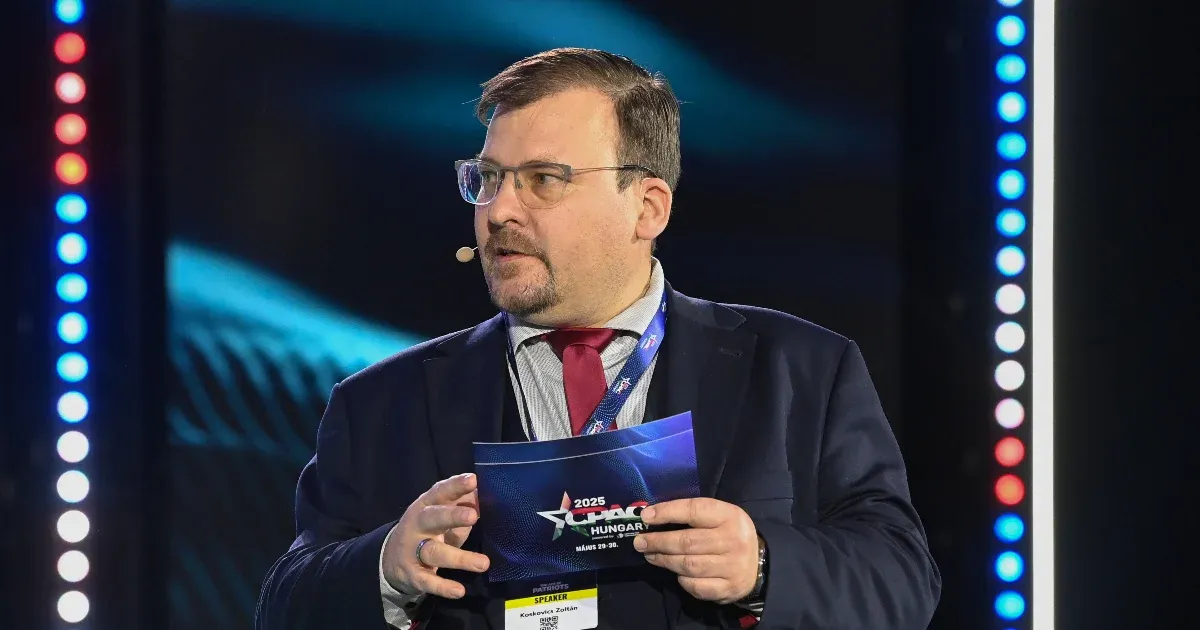 Az Alapjogokért Központ elemzője szerint már az is választásokba való beavatkozás, hogy a Szabad Európa interjúzott Magyar Péterrel