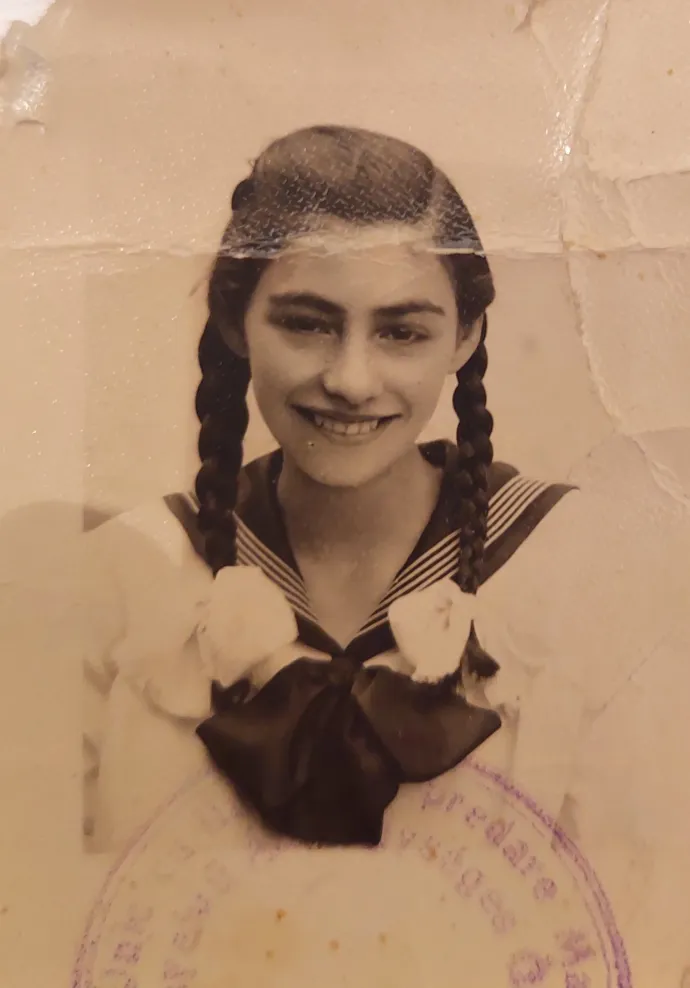 Hervay Gizella 1948-ban, Zsibón – Forrás: családi archívum