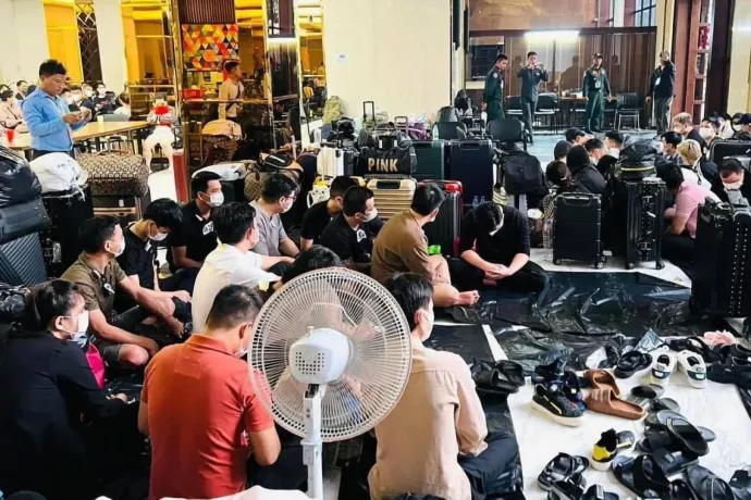 Azt mondta a családjának, hogy egy kiállításra megy, a dél-koreai fiatal holttestét aztán egy fekete autóban találták meg Kambodzsában