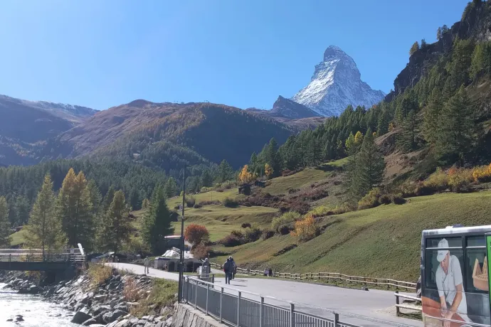 Felértünk Európa tetejére: a svájci gleccserparadicsomban jártunk, ahol a precizitás nem ismer irgalmat
