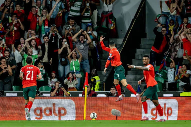 Vb-selejtező: Portugália–Magyarország 2-1