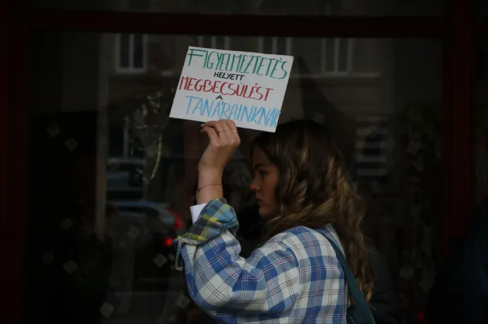 24 ezer pedagógus maradt ki a teljesítményértékelés utáni béremelésből