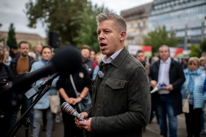 Magyar Péter szerint a leggazdagabb nyugdíjasok járnának jól a 14. havi nyugdíjjal, amit Lázár János lengetett be