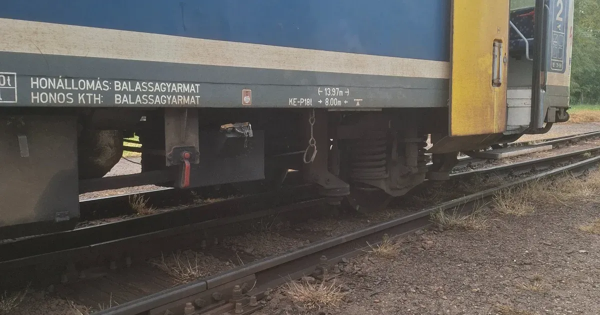 Hadházy szerint titkolta a MÁV, hogy kisiklott egy vonat, a MÁV szerint nem titkolták, és nem is kisiklott, csak siklott