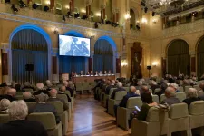 Az MMA tagja hiányolta, hogy nem méltatták Krasznahorkait az akadémia közgyűlésén