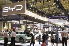 Eddigi legnagyobb visszahívását rendelte el a BYD biztonsági kockázatok és tervezési hibák miatt
