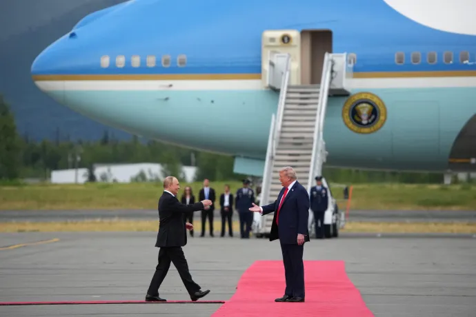 Orbánnak házigazdaként siker, Putyinnak kényszer, de Trumpnak is óvakodnia kell egy második Alaszkától