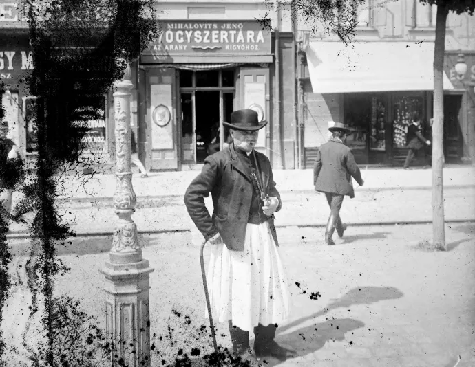 A debreceni Piac utca az 1900-as évek elején – Fotó: Magyar Földrajzi Múzeum / Erdélyi Mór cége / Fortepan