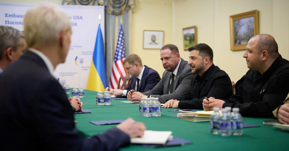 Zelenszkij Tomahawkokat kér majd Trumptól, de az amerikai elnök és Putyin telefonja után még nagyobb kérdés, mire számíthat