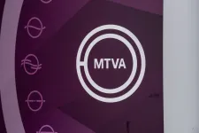 A rendőrségben még úgy-ahogy bíznak a magyarok, a legrosszabbul a közmédia áll