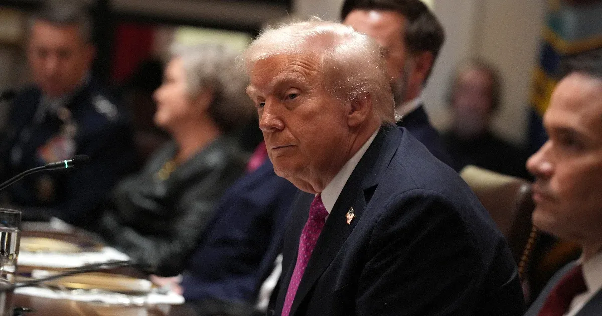 Trump azért Magyarországon találkozik Putyinnal, mert mindketten szeretik Orbánt