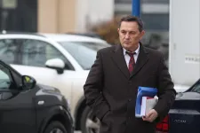 Egyes román EP-képviselők annyira jól keresnek másodállásban, hogy brüsszeli fizetésük aprópénznek tűnik